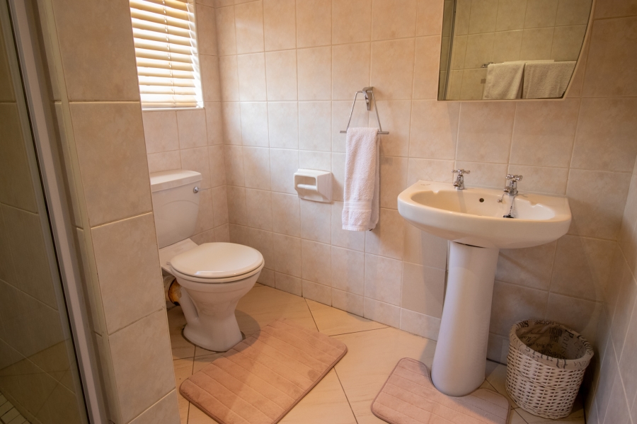 2 Bedroom Property for Sale in Eldoraigne Gauteng
