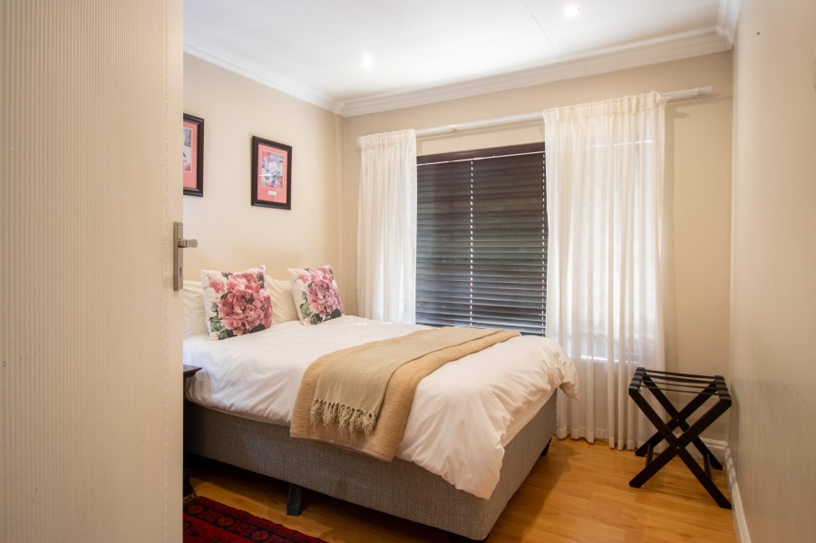 2 Bedroom Property for Sale in Eldoraigne Gauteng