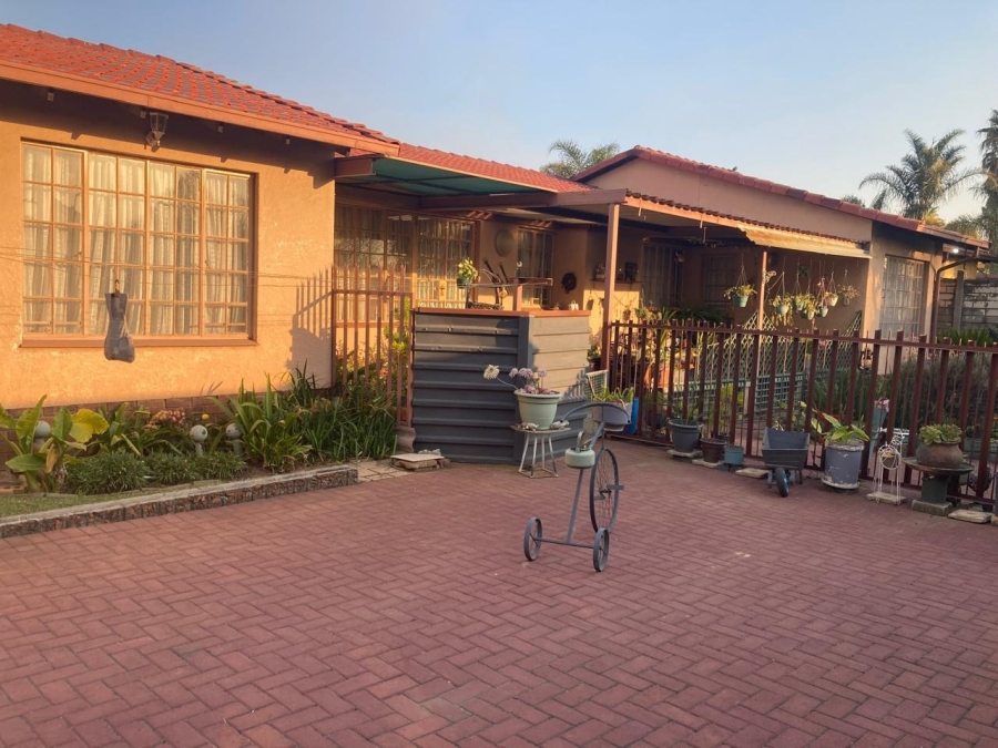 3 Bedroom Property for Sale in Huntingdon Gauteng