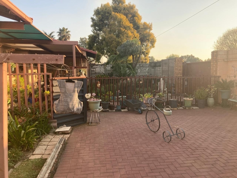 3 Bedroom Property for Sale in Huntingdon Gauteng