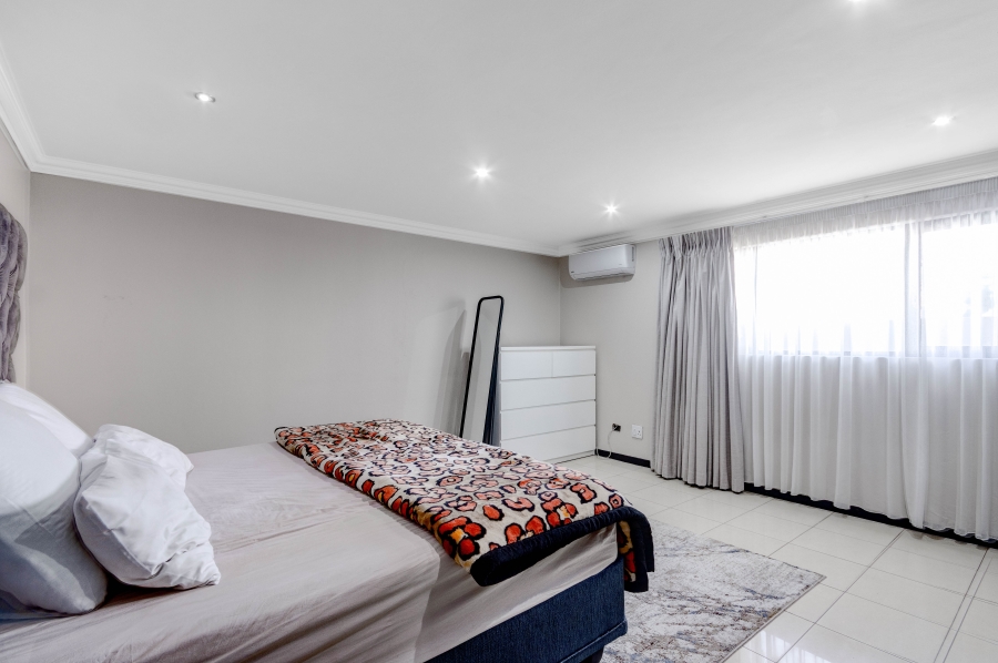 To Let 4 Bedroom Property for Rent in Noordwyk Gauteng