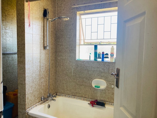 2 Bedroom Property for Sale in Dunnottar Gauteng
