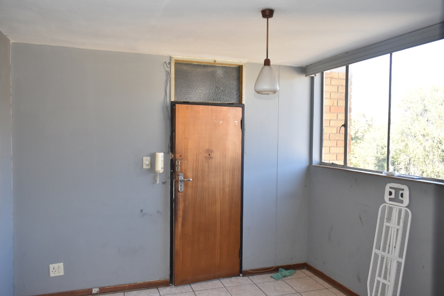 2 Bedroom Property for Sale in Sunnyside Gauteng