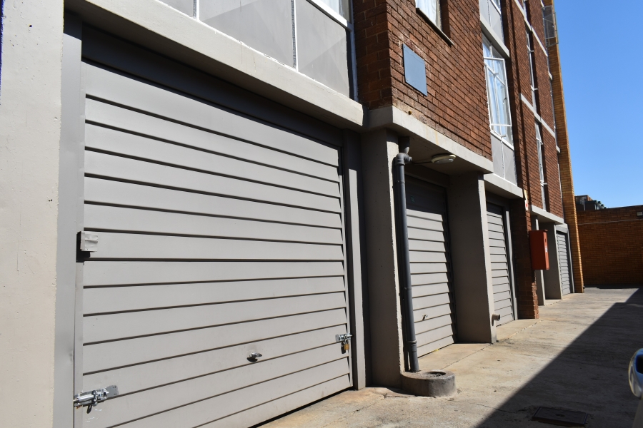 2 Bedroom Property for Sale in Sunnyside Gauteng