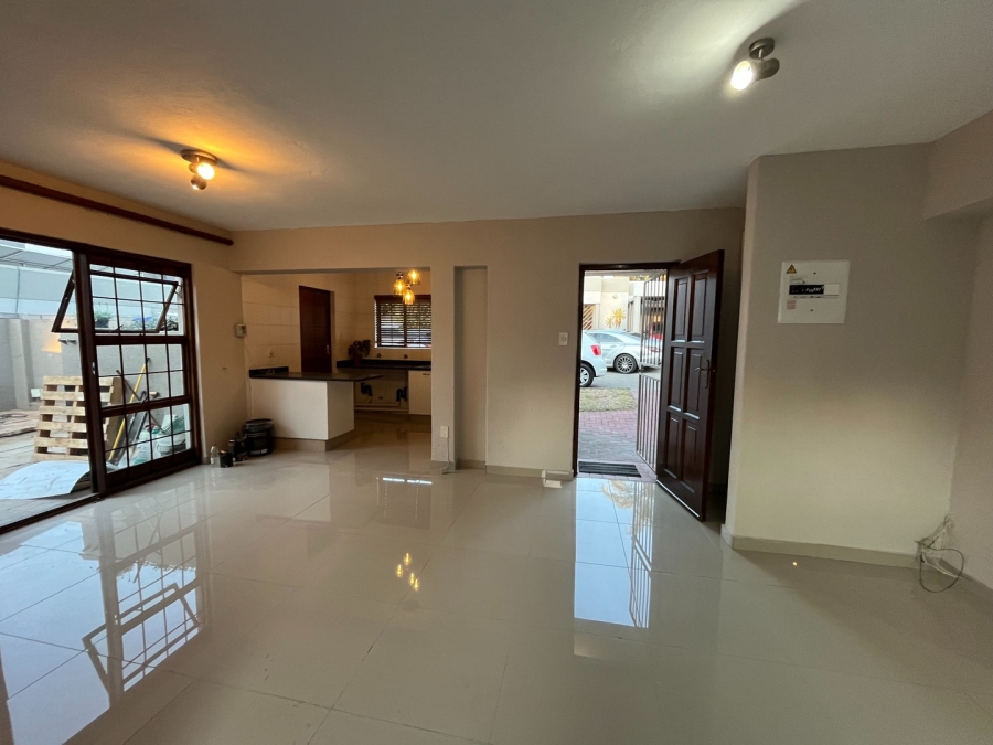 To Let 2 Bedroom Property for Rent in Morningside Gauteng