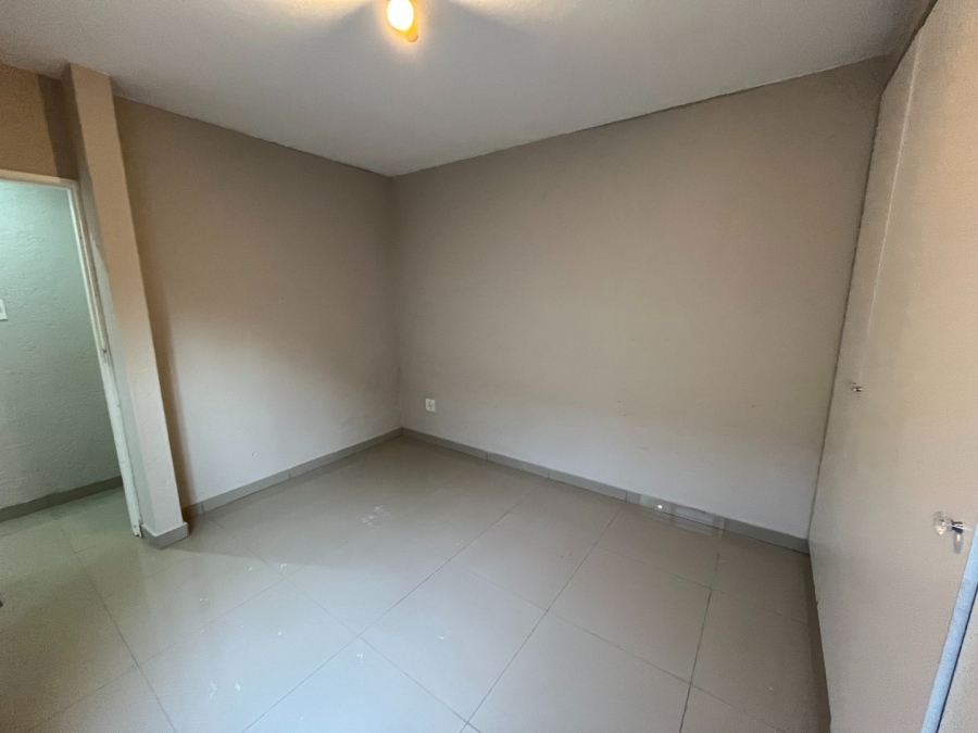 To Let 2 Bedroom Property for Rent in Morningside Gauteng