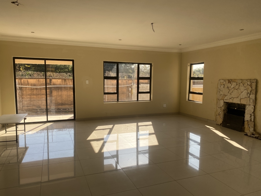 To Let 5 Bedroom Property for Rent in Willow Park Manor Gauteng