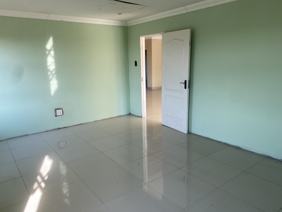 To Let 5 Bedroom Property for Rent in Willow Park Manor Gauteng