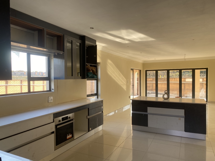 To Let 5 Bedroom Property for Rent in Willow Park Manor Gauteng