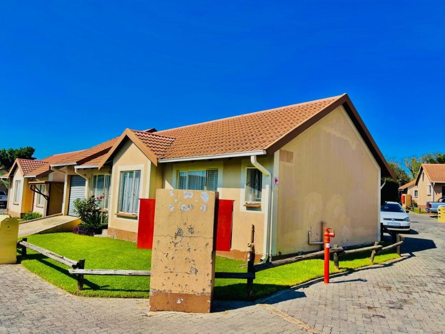 3 Bedroom Property for Sale in Kew Gauteng