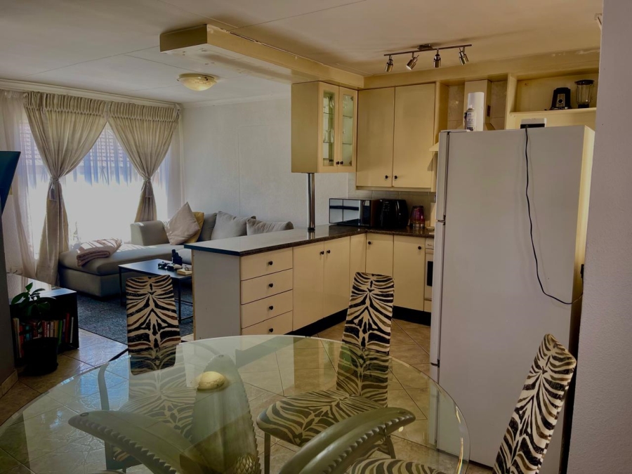 3 Bedroom Property for Sale in Kew Gauteng