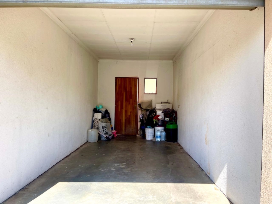 3 Bedroom Property for Sale in Kew Gauteng
