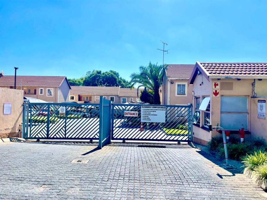 3 Bedroom Property for Sale in Kew Gauteng