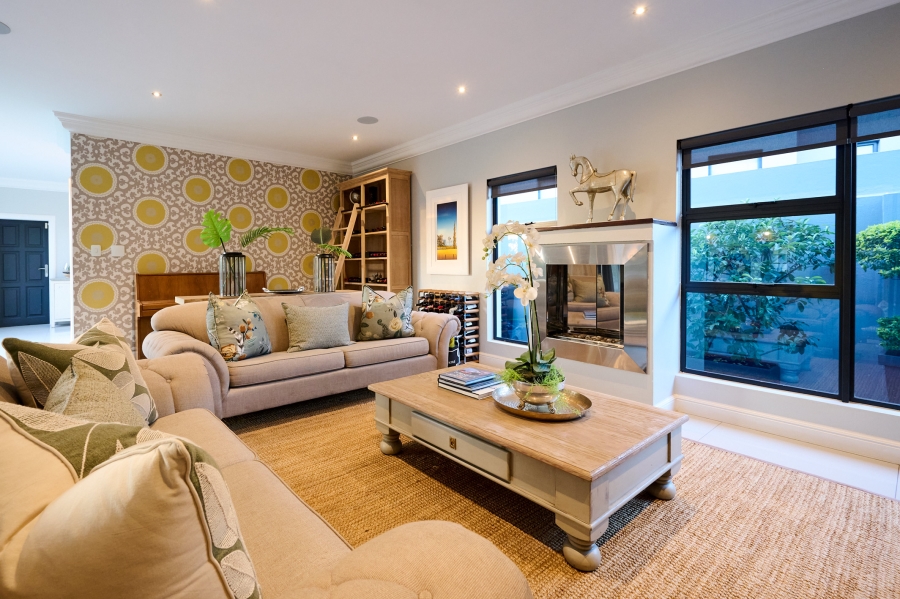 4 Bedroom Property for Sale in Waterfall Country Village Gauteng