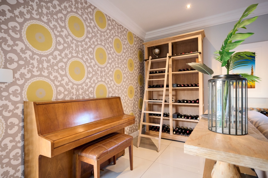 4 Bedroom Property for Sale in Waterfall Country Village Gauteng