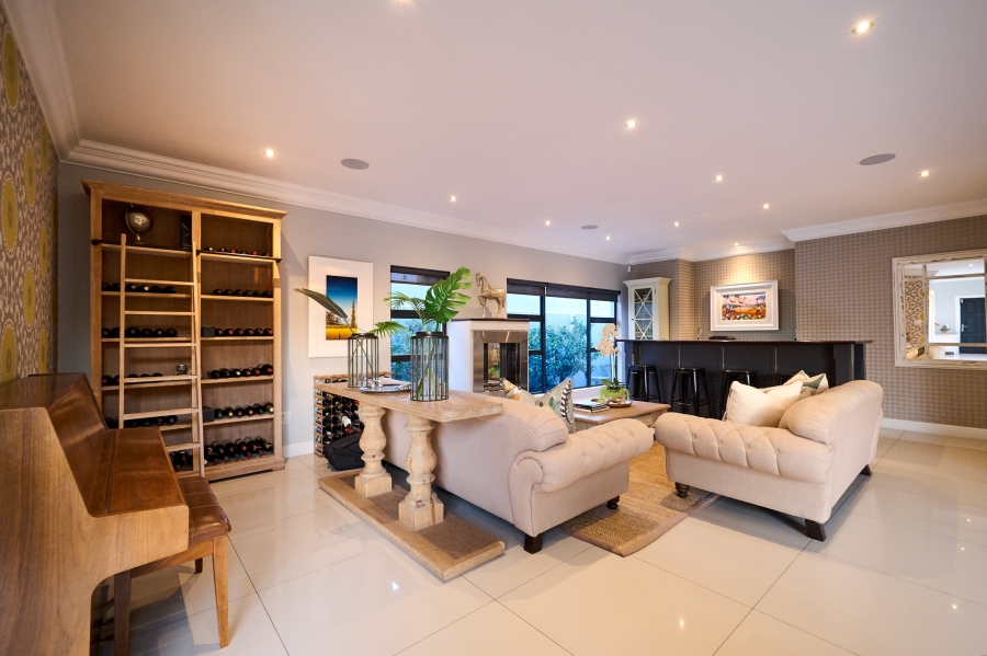 4 Bedroom Property for Sale in Waterfall Country Village Gauteng