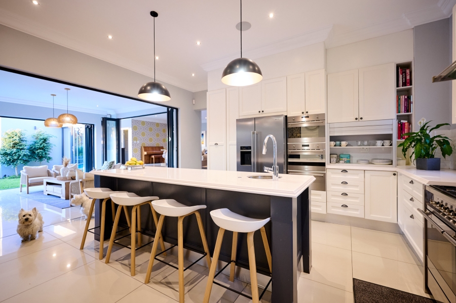4 Bedroom Property for Sale in Waterfall Country Village Gauteng