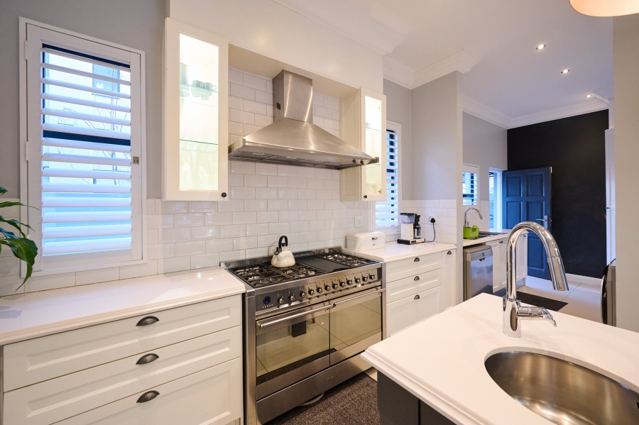 4 Bedroom Property for Sale in Waterfall Country Village Gauteng