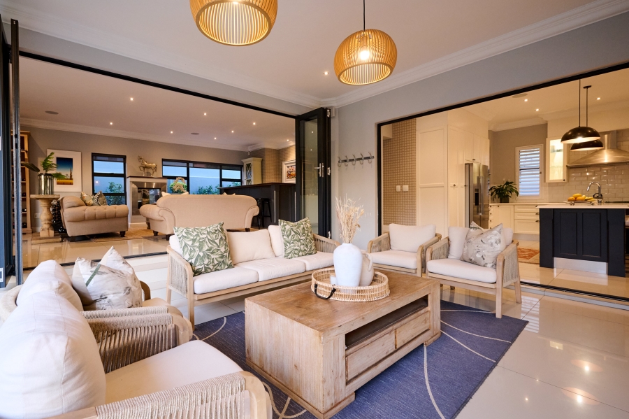 4 Bedroom Property for Sale in Waterfall Country Village Gauteng