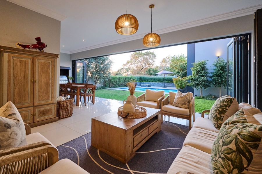 4 Bedroom Property for Sale in Waterfall Country Village Gauteng
