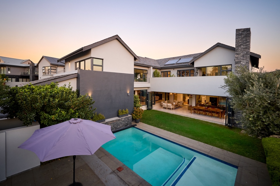 4 Bedroom Property for Sale in Waterfall Country Village Gauteng