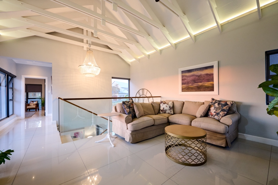 4 Bedroom Property for Sale in Waterfall Country Village Gauteng