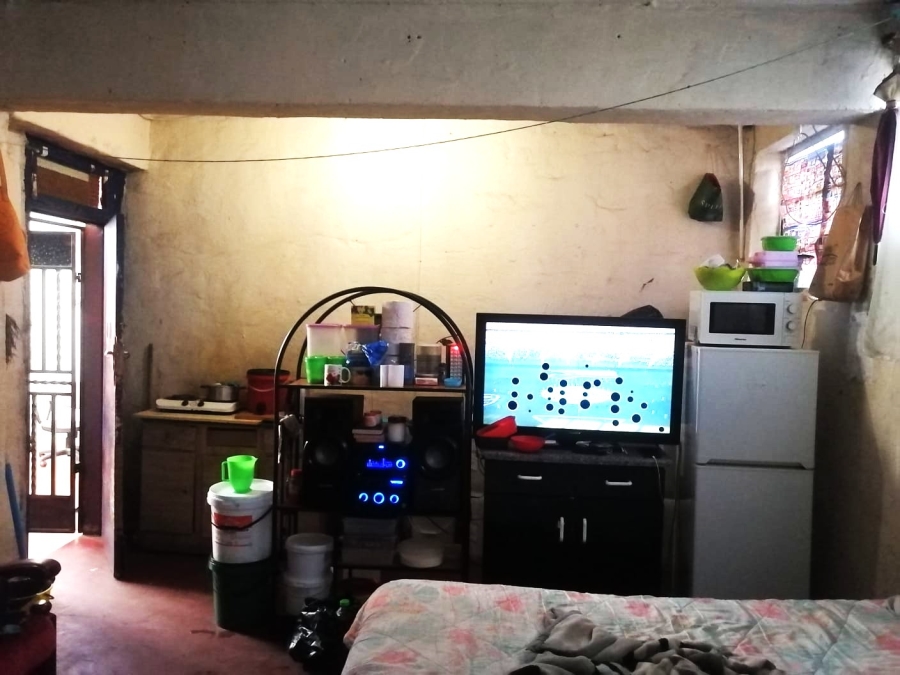 2 Bedroom Property for Sale in Berea Gauteng
