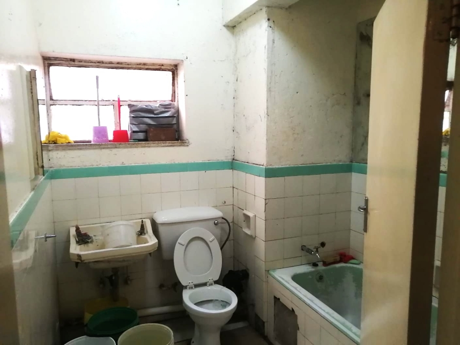 2 Bedroom Property for Sale in Berea Gauteng
