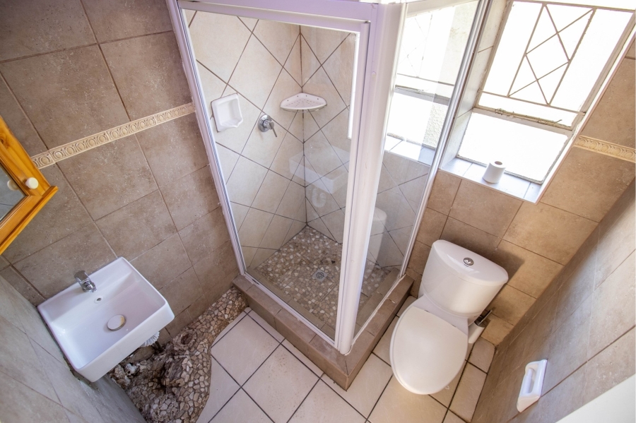 To Let 2 Bedroom Property for Rent in Windsor West Gauteng