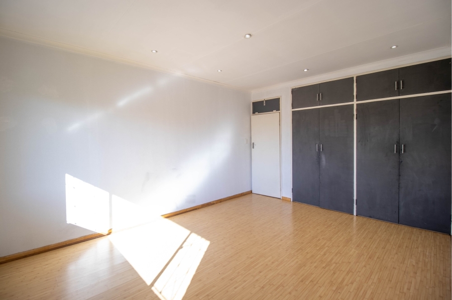 To Let 2 Bedroom Property for Rent in Windsor West Gauteng