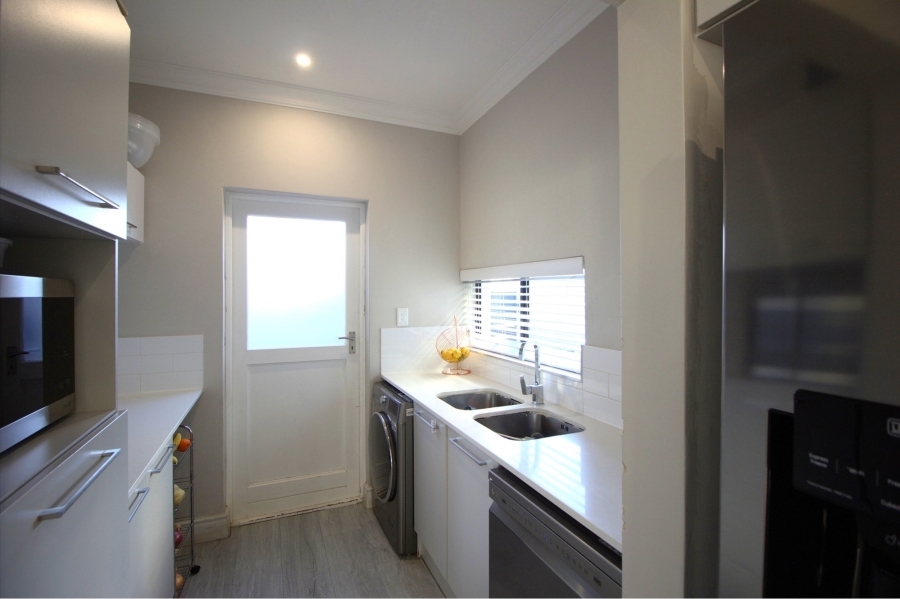 4 Bedroom Property for Sale in Broadacres Gauteng
