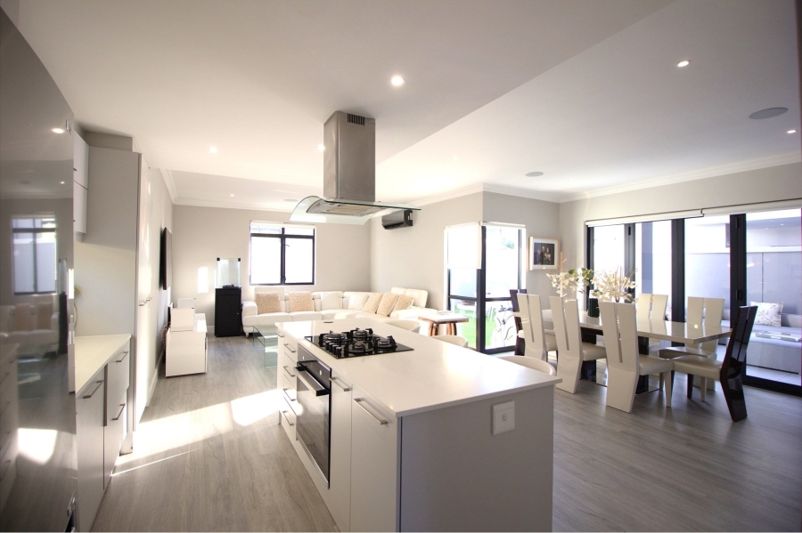4 Bedroom Property for Sale in Broadacres Gauteng