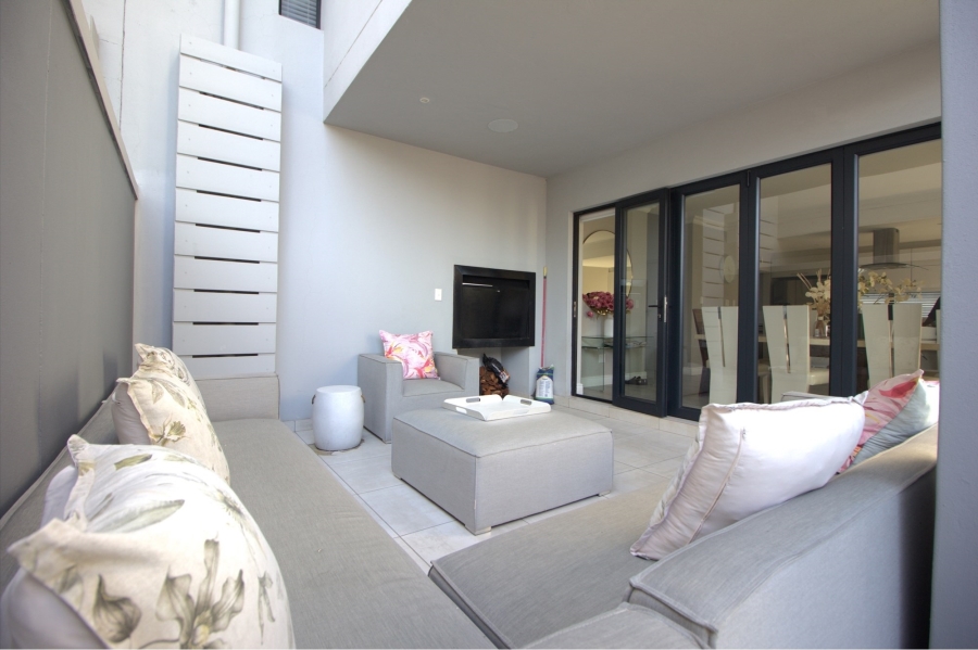 4 Bedroom Property for Sale in Broadacres Gauteng