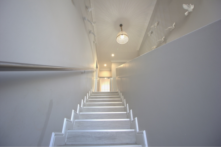 4 Bedroom Property for Sale in Broadacres Gauteng