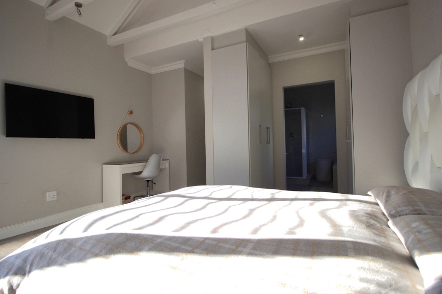 4 Bedroom Property for Sale in Broadacres Gauteng