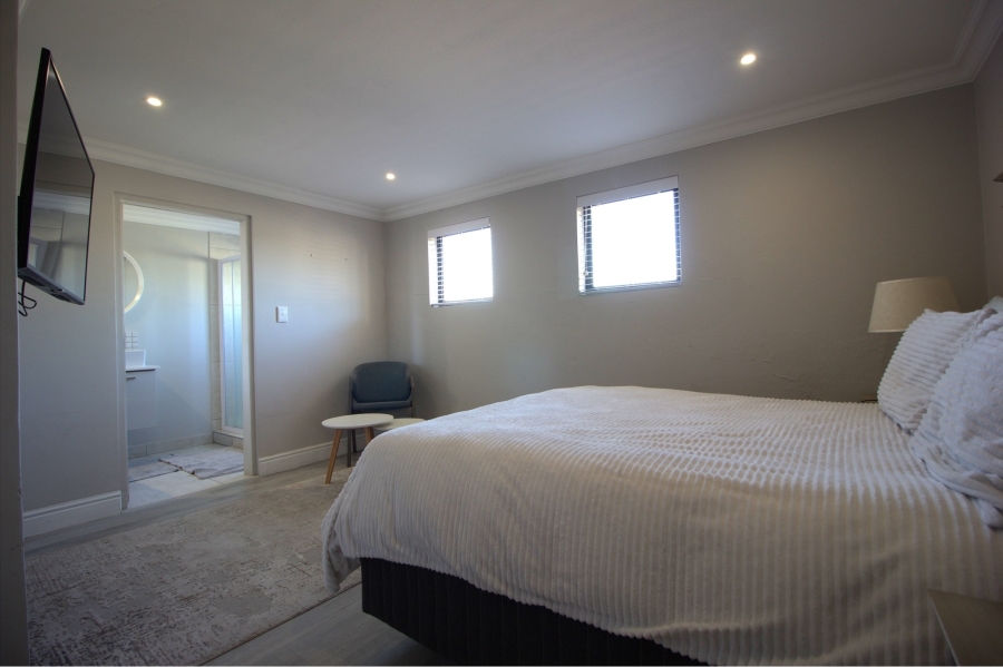 4 Bedroom Property for Sale in Broadacres Gauteng