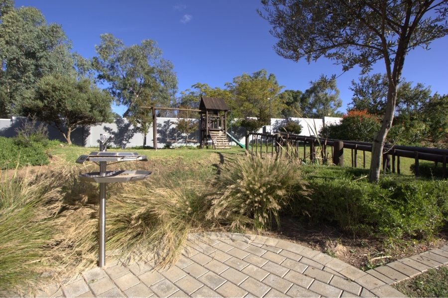 4 Bedroom Property for Sale in Broadacres Gauteng