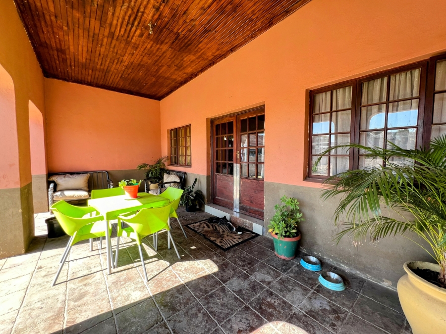 4 Bedroom Property for Sale in Booysens Gauteng