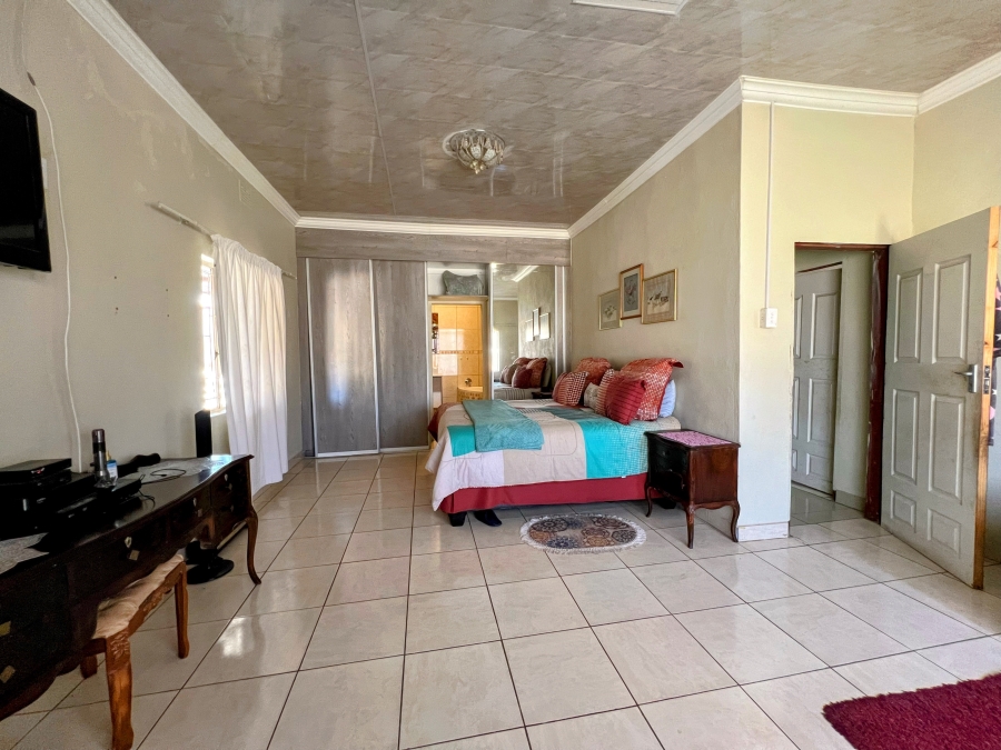 4 Bedroom Property for Sale in Booysens Gauteng