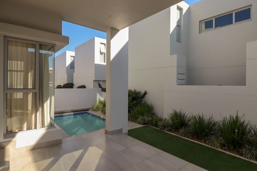 To Let 3 Bedroom Property for Rent in Bryanston Gauteng