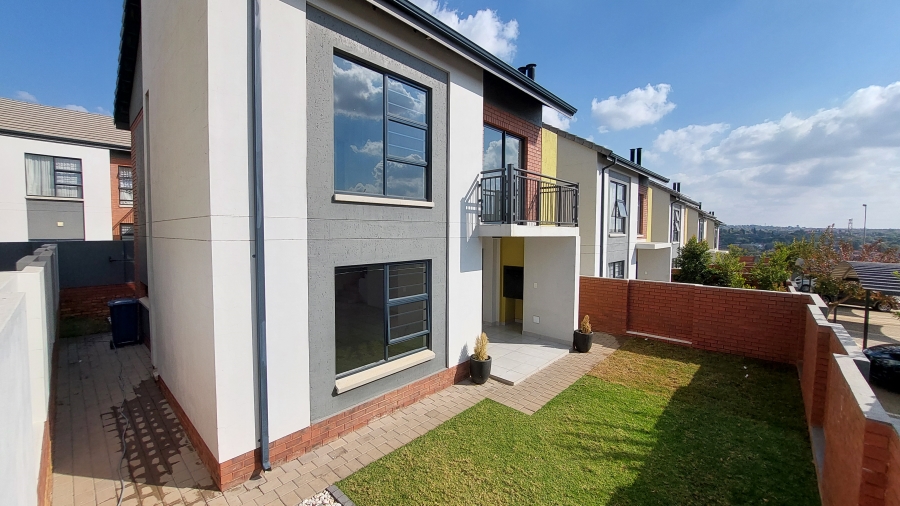 3 Bedroom Property for Sale in Amberfield Gauteng