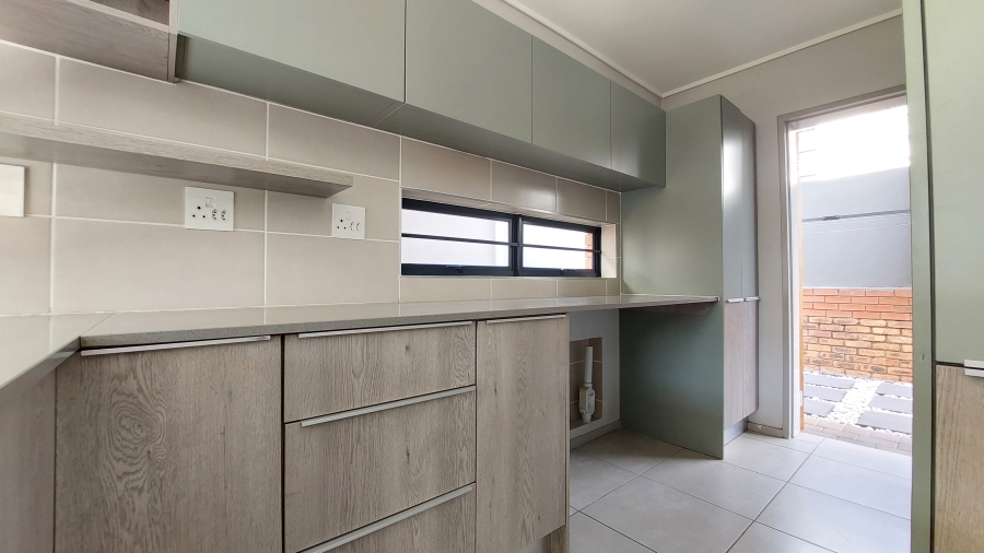 3 Bedroom Property for Sale in Amberfield Gauteng