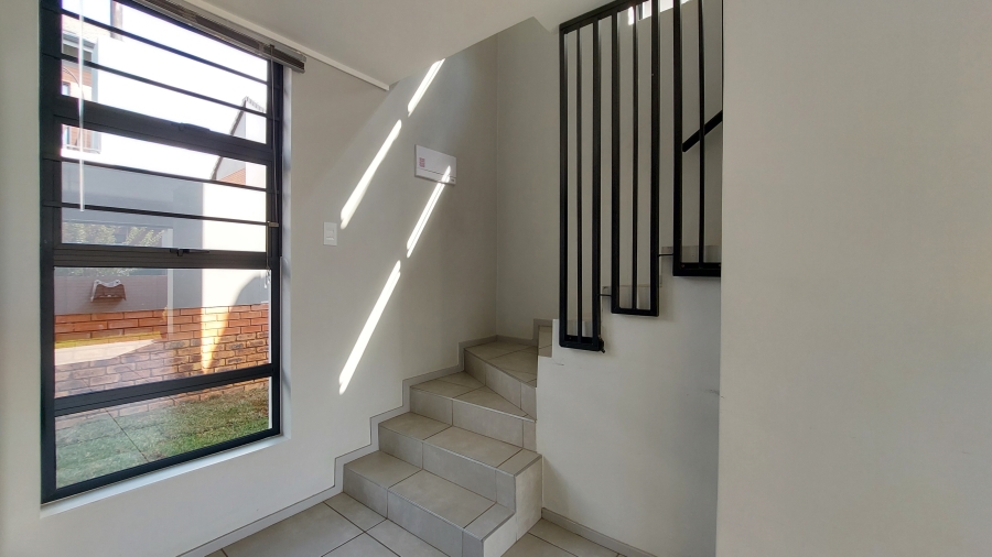 3 Bedroom Property for Sale in Amberfield Gauteng