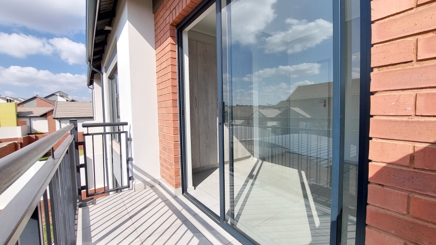 3 Bedroom Property for Sale in Amberfield Gauteng