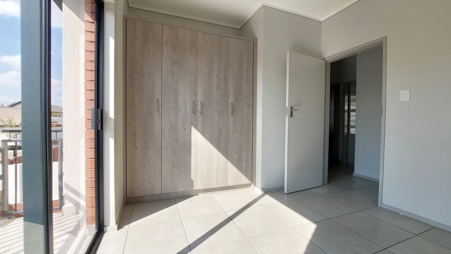 3 Bedroom Property for Sale in Amberfield Gauteng