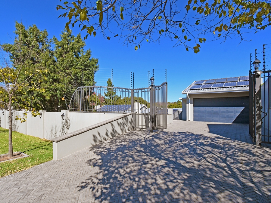 5 Bedroom Property for Sale in Parkmore Gauteng