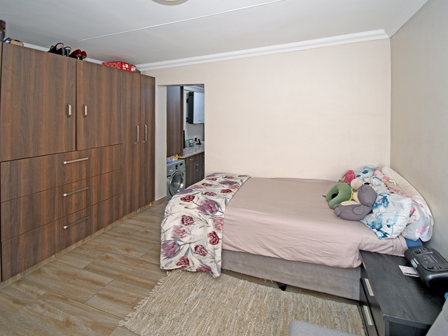 5 Bedroom Property for Sale in Parkmore Gauteng