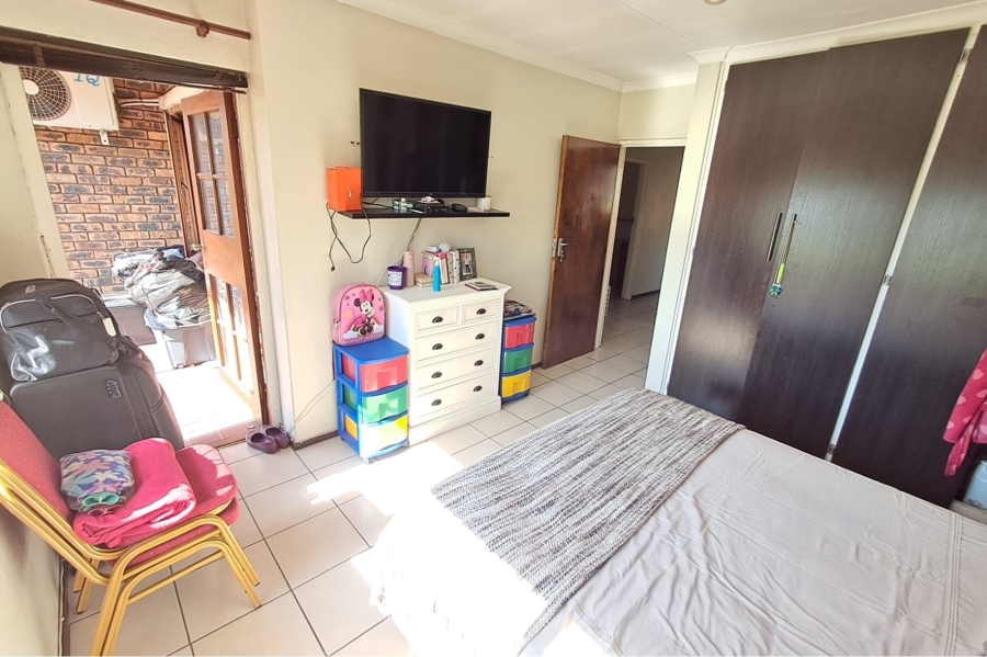 3 Bedroom Property for Sale in Hennopspark Gauteng