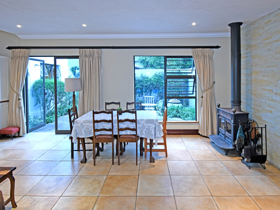 7 Bedroom Property for Sale in Sandhurst Gauteng