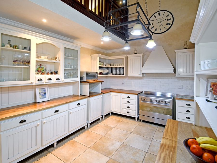 7 Bedroom Property for Sale in Sandhurst Gauteng